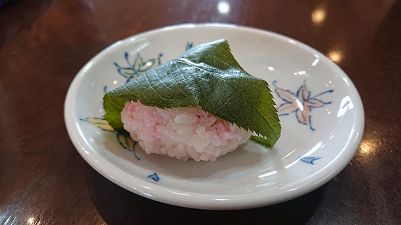 写真：桜餅