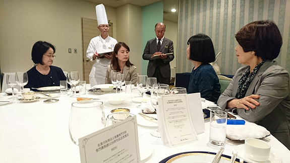 写真：オータニの試食会