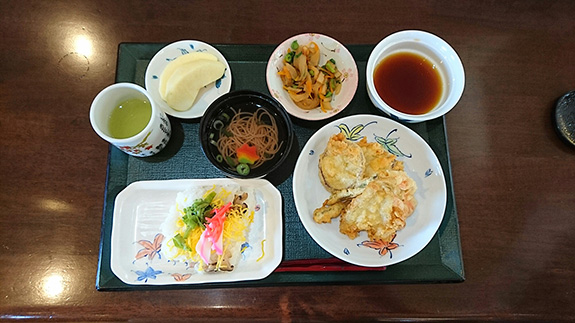 写真：今日のお昼ご飯